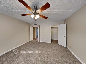 9023 W Harmont Dr in Peoria, AZ - Foto de edificio - Building Photo