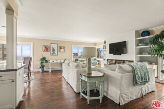 245 Coast Blvd in San Diego, CA - Building Photo - Building Photo