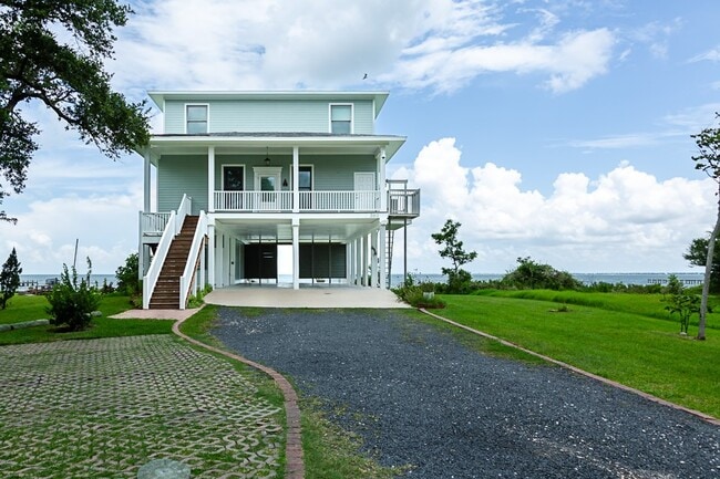 property at 2612 Todville Rd