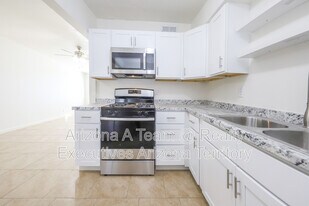 2012 S Beverly Ave in Tucson, AZ - Building Photo