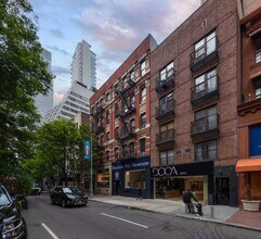 239 E 58th St in New York, NY - Building Photo - Building Photo