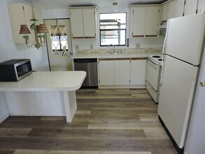 6969 SE Morningside Dr in Stuart, FL - Building Photo - Building Photo