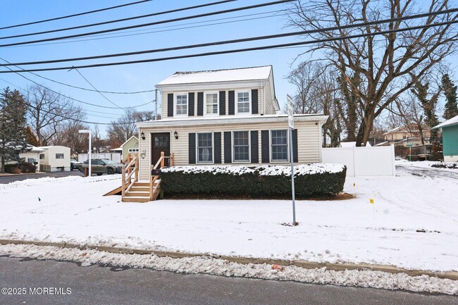 12 Main St in Oceanport, NJ - Building Photo - Building Photo