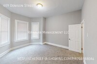 609 Denison St photo'