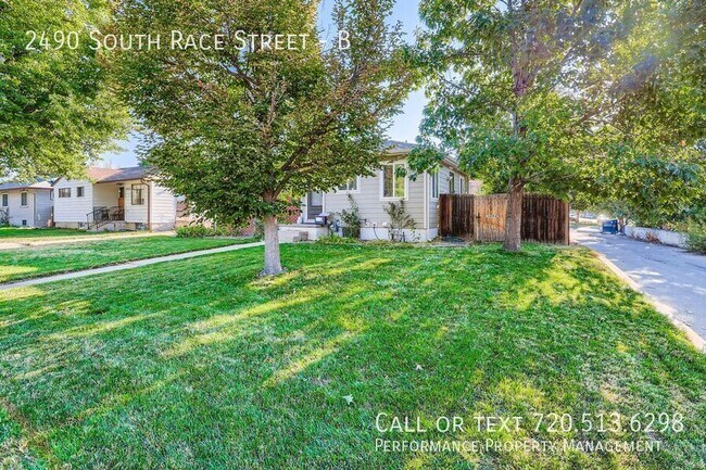 2490 S Race St in Denver, CO - Foto de edificio - Building Photo
