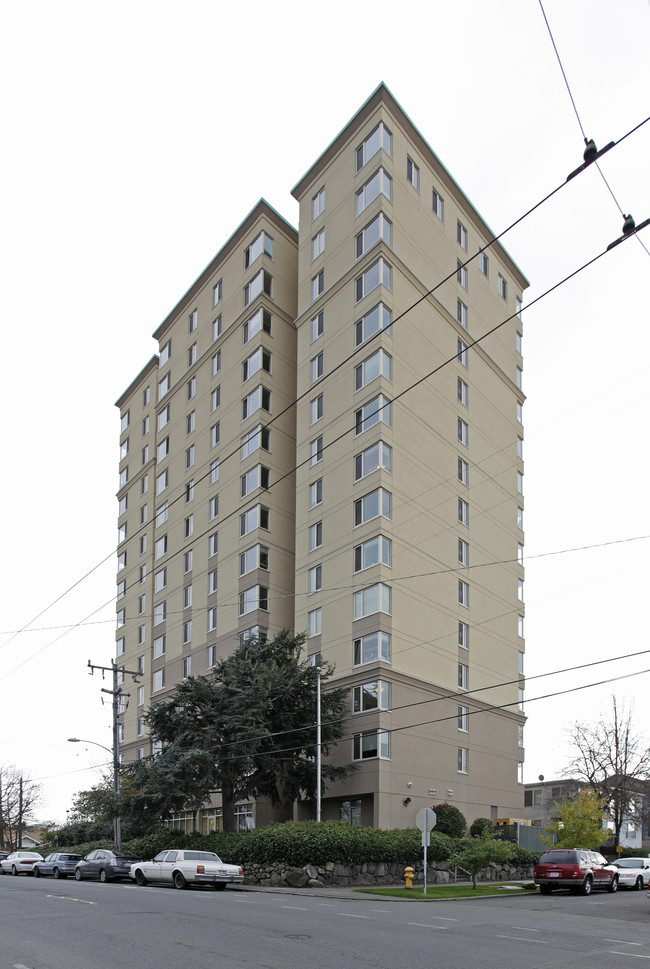 Beacon Tower in Seattle, WA - Foto de edificio - Building Photo