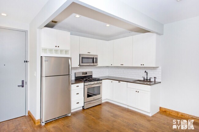 599 Myrtle Ave in Brooklyn, NY - Building Photo - Building Photo