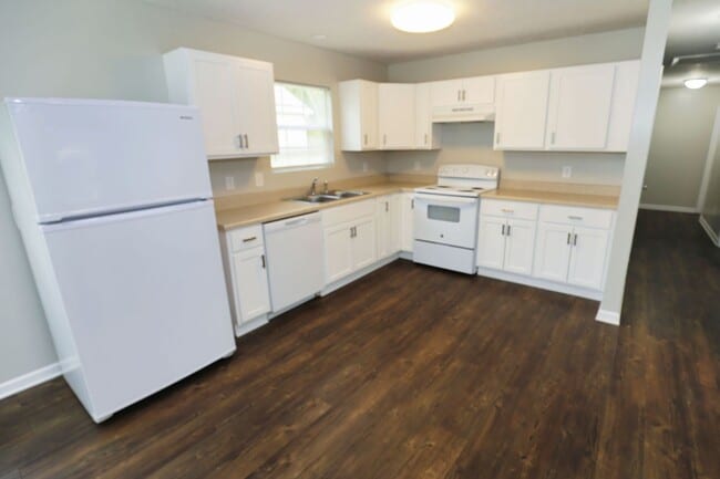 713 Inspire Ave in Anniston, AL - Building Photo - Building Photo