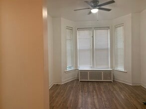 2930 W Polk St, Unit 1 in Chicago, IL - Building Photo - Building Photo