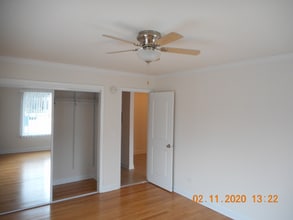 244 N Smith St-Unit -205 in Palatine, IL - Building Photo - Building Photo