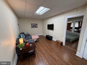 2441 Perkiomen Ave in Mount Penn, PA - Building Photo - Building Photo