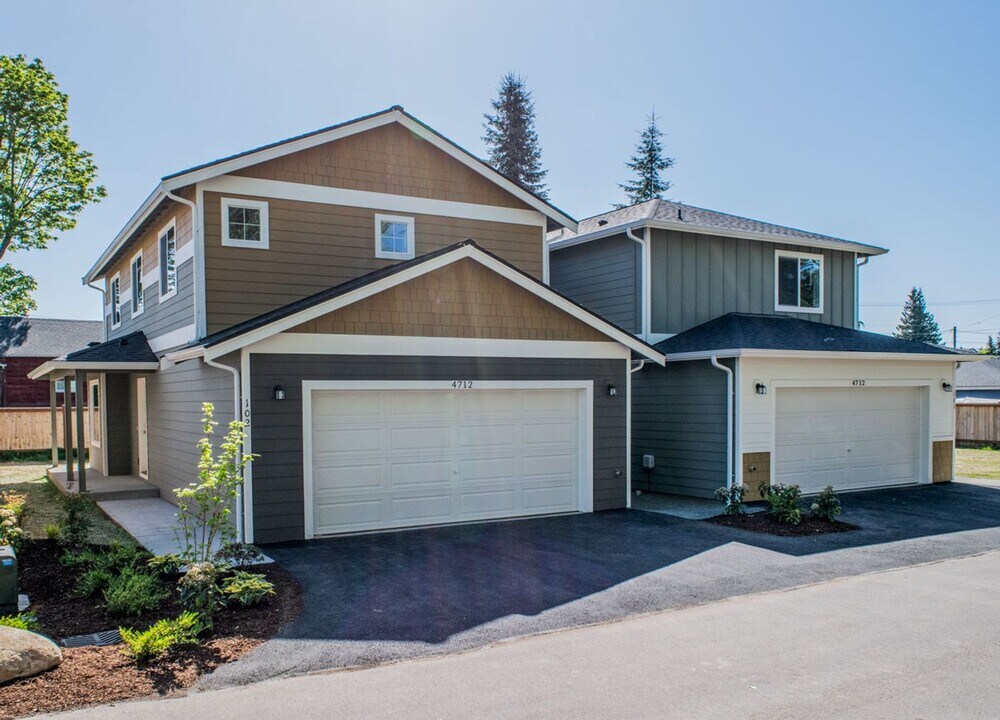 4712 88th St NE in Marysville, WA - Building Photo