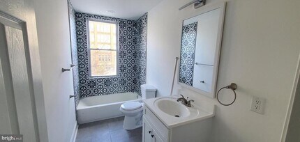 3102 Frankford Ave in Philadelphia, PA - Building Photo - Building Photo