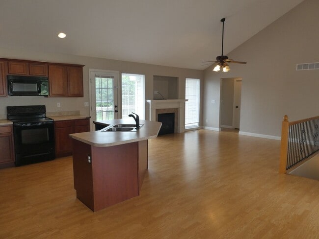 2208 Limestone Ave in Columbia, MO - Building Photo - Building Photo