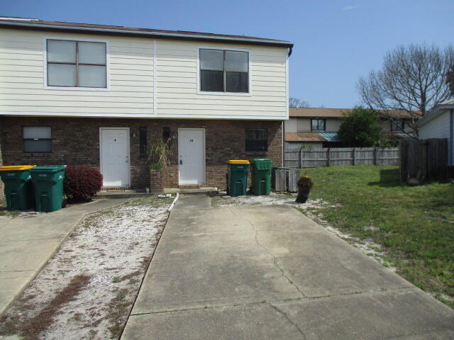 206 Ann Cir in Destin, FL - Building Photo