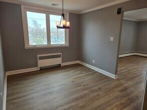7024 Stenton Ave, Unit Suite B in Philadelphia, PA - Building Photo - Building Photo