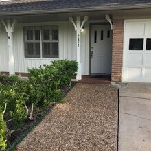 5471 Kuldell Dr in Houston, TX - Building Photo - Building Photo