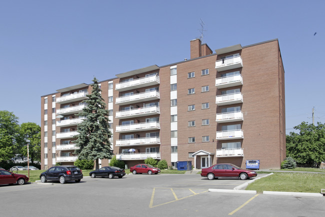 Rideau Tower in Brampton, ON - Building Photo - Building Photo