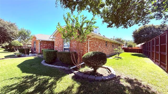 4020 Mcclary Dr in Plano, TX - Building Photo - Building Photo