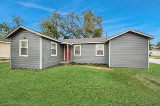 6817 Anderson St in Texas City, TX - Building Photo - Building Photo