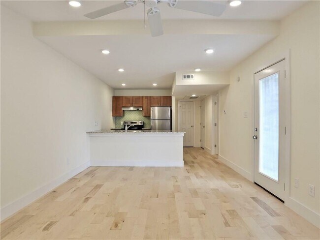 property at 909 Reinli St