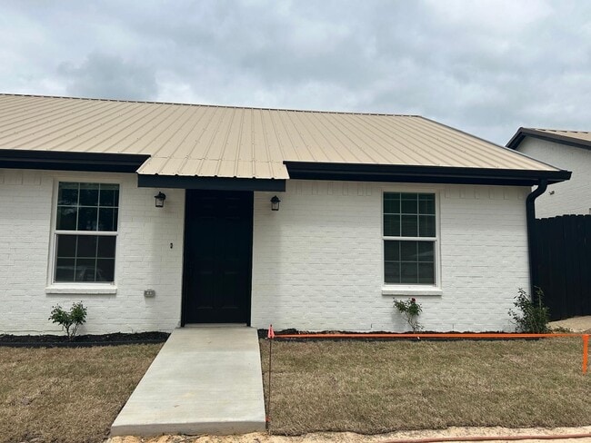 3991 Byrd Ln, Unit 2