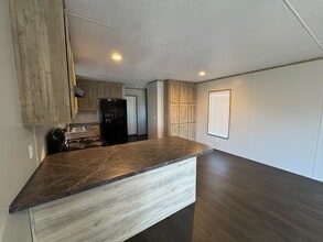 112 Parma Ct in Sanger, TX - Building Photo - Building Photo