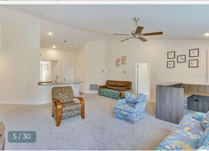 303 Shad Way in Poinciana, FL - Building Photo - Building Photo