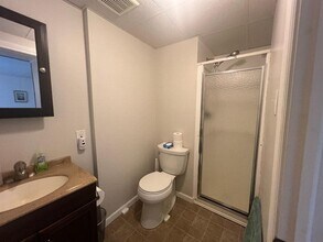 206 E Main St in Port Jefferson, NY - Building Photo - Building Photo