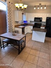 2150 E Bell Rd in Phoenix, AZ - Building Photo - Building Photo