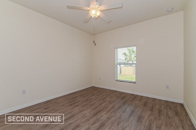 property at 1018 NW 8th Pl