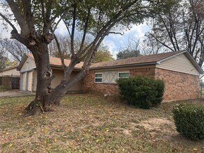 2812 Eddie Pl in Fort Worth, TX - Building Photo - Building Photo