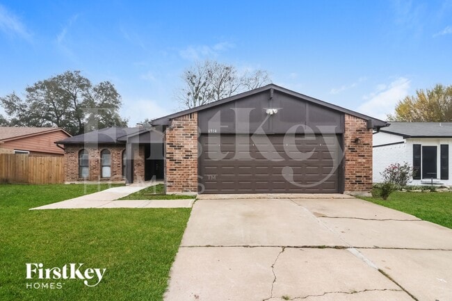 property at 6914 Pickett Dr