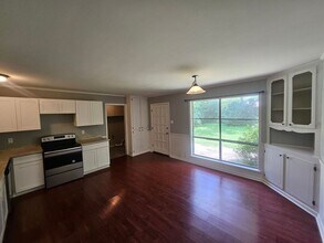 908 Greenbriar St in Deridder, LA - Building Photo - Building Photo