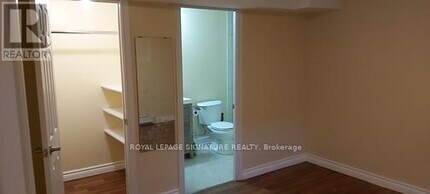 60 Hazelmere Dr in Richmond Hill, ON - Building Photo - Building Photo