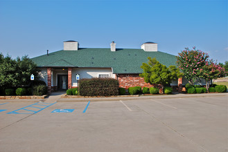 Fox Hollow Townhomes in Weatherford, TX - Building Photo - Building Photo