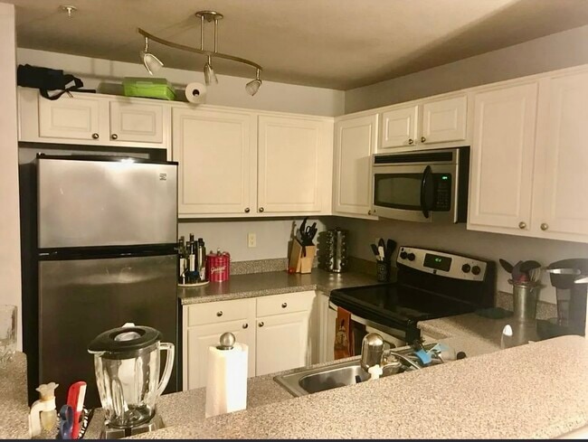 8889 Caminito Plaza Centro, Unit 7209 in San Diego, CA - Building Photo - Building Photo