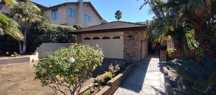 3219 N Star Dr in San Diego, CA - Building Photo - Building Photo