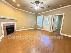 809 Summer Breeze Dr in Baton Rouge, LA - Building Photo - Building Photo