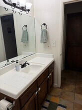 397 W Magnolia Ave in Hanford, CA - Building Photo - Building Photo