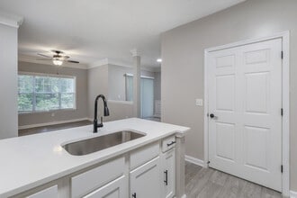 Grande Oaks in Roswell, GA - Building Photo - Building Photo