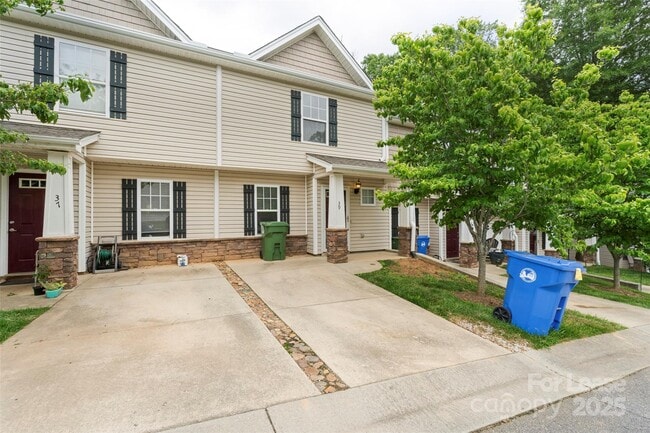 property at 39 Thea Ln