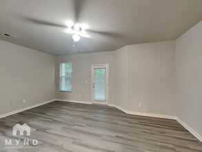 2650 Parrish Ct in Stonecrest, GA - Foto de edificio - Building Photo