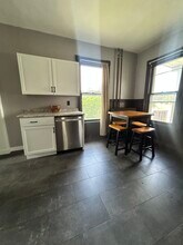 223 Union Ave, Unit Apt 1 in Saratoga Springs, NY - Building Photo - Building Photo