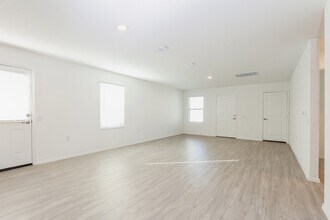 4442 Emma Way in San Antonio, TX - Building Photo - Building Photo