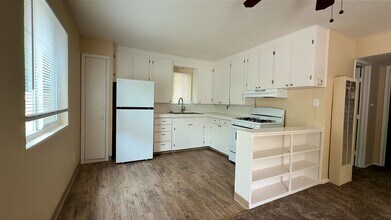 639 W Santa Fe Ave in Merced, CA - Building Photo - Building Photo