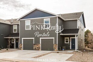 2325 Washo Cir in Colorado Springs, CO - Building Photo