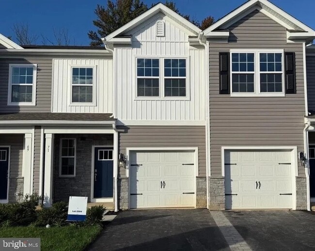 property at 67 Alexander Wy