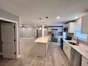 795 Bay St in Crestview, FL - Building Photo - Building Photo