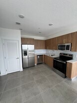 1839 Monroe St, Unit NB in Hollywood, FL - Building Photo